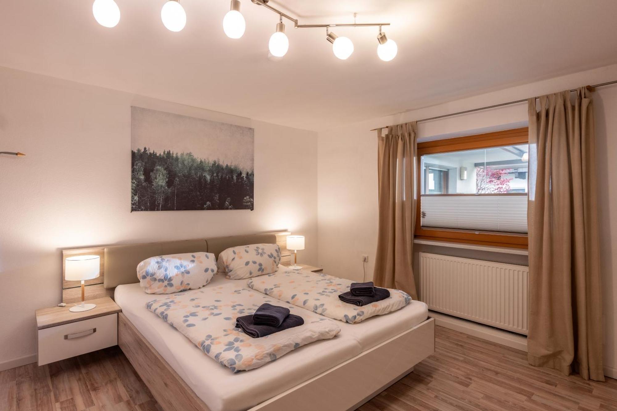 Apartments Gondelspass Fuegen Exterior photo